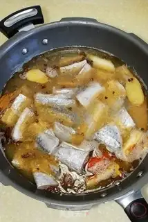 Make Fish cans step 4