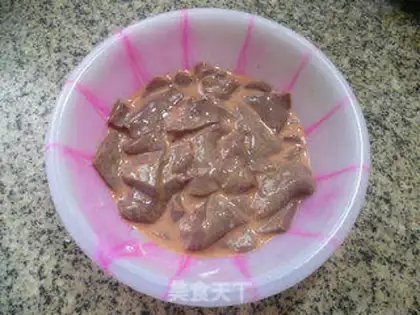 Make Pork gravy starts to bloom at night step 9