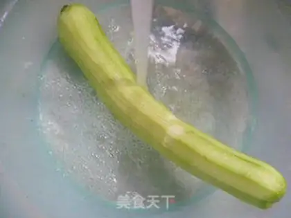 Make Ham oil, bean curd, and the night blooms step 1