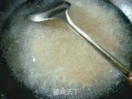 Make Pork gravy starts to bloom at night step 10