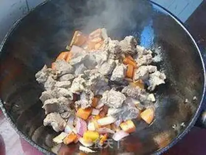 Make Curry beef rice step 8