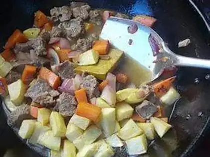 Make Curry beef rice step 10