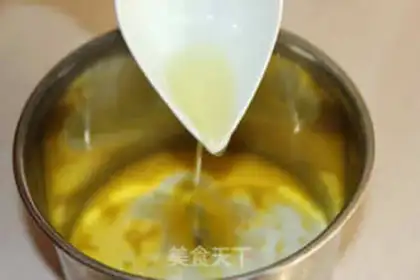 Make Butter cupcakes step 2