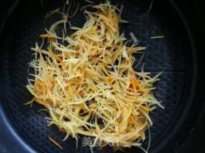 Make Homemade honey tea step 4