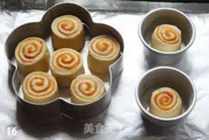 Make ♪ Red potato flower bread ♪ step 15