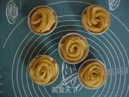 Make Rose apple rolls step 10