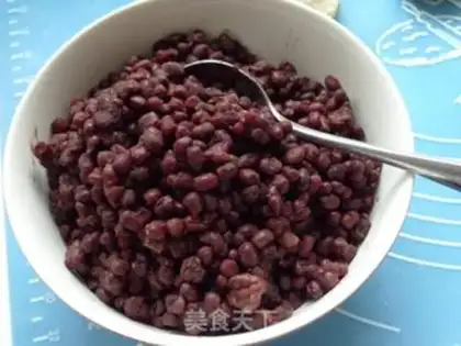 Make Mexican Bean Bread step 3