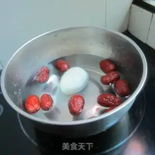 Make Red dates for eggs step 2