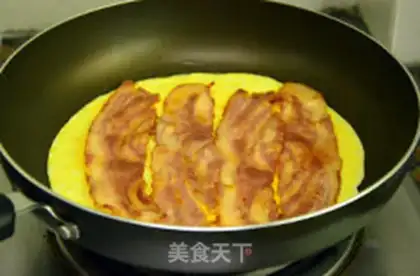 Make Bacon omelet step 4