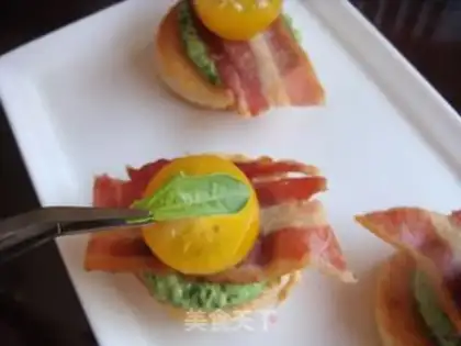 Make Rollermeat with bacon toast step 5