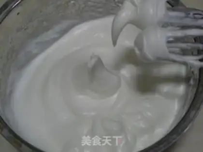 Make Fruit birthday cake step 6