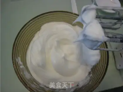 Make Swiss fruit rolls step 0