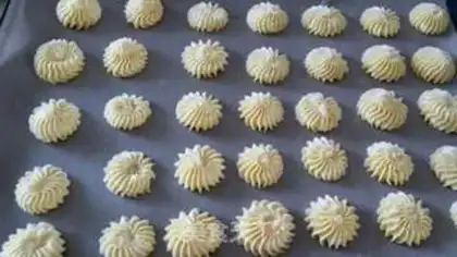 Make Vanilla cookies step 3