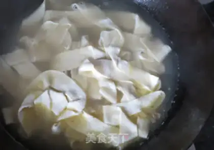 Make Beef noodle step 16