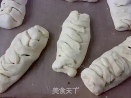 Make A red sugar apple bag step 10