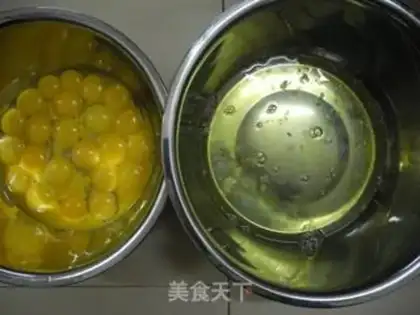 Make SpongeBob birthday cake step 1