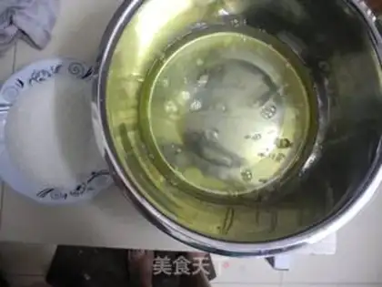 Make SpongeBob birthday cake step 2