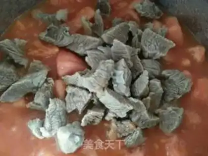 Make Tomato beef soup step 4