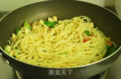 Make Cheese and chicken noodles step 5