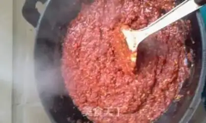 Make Homemade chili sauce step 2