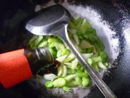 Make Celery fried beans step 7