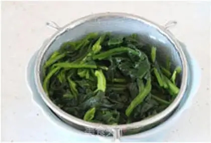 Make Sesame spinach step 2
