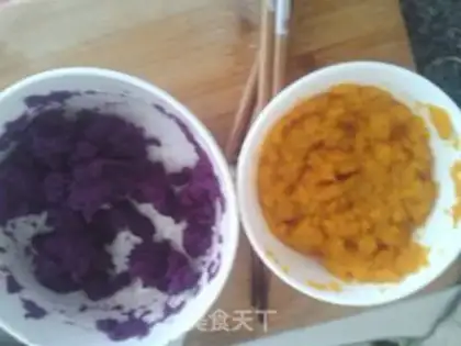 Make Potato sesame soup step 0