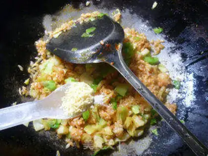 Make Chili sauce and cabbage step 5