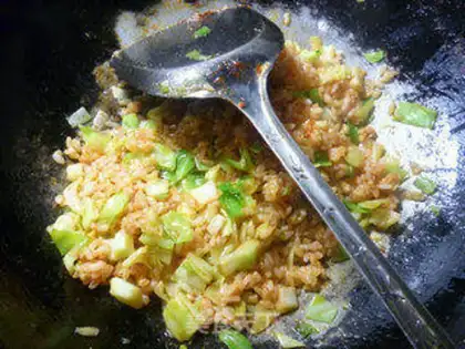 Make Chili sauce and cabbage step 6