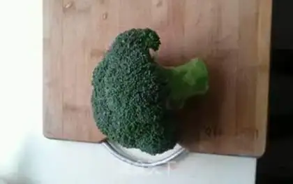 Make Fried broccoli step 0