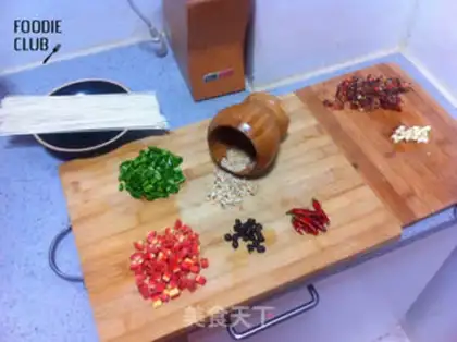 Make Weenie noodles step 0