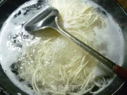 Make Scrumptious cabbage step 1