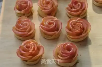 Make Rose basket cake step 25