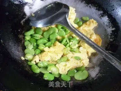 Make Scrambled eggs step 5