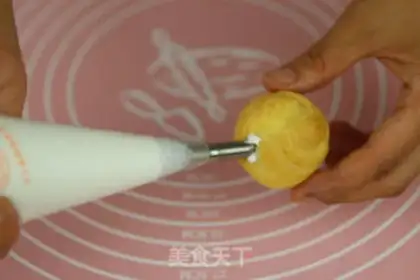 Make Swan puff step 11