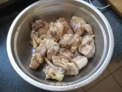 Make Scrambled chicken step 2