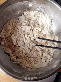 Make Shrimp pizza step 2