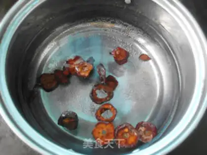 Make Strawberry Mountain tea step 2