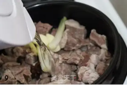 Make Spicy lamb soup step 8
