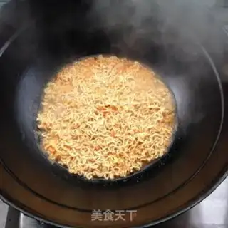 Make Spicy beef noodles step 2