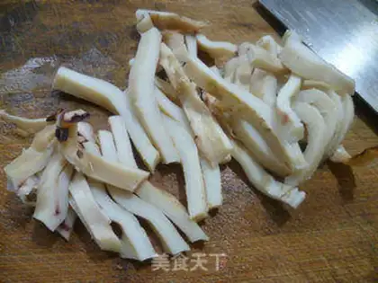 Make Spicy ink fish step 2