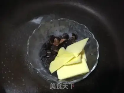 Make mini chocolate cupcakes step 1