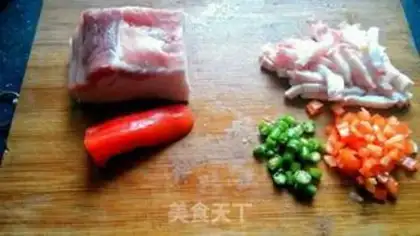 Make Garlic pastry step 0