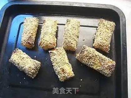 Make Sesame banana rolls step 6
