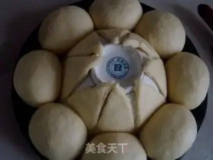 Make Crown bread step 9