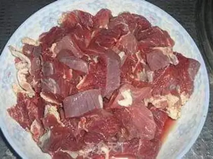 Make Cheese and beef stew step 0