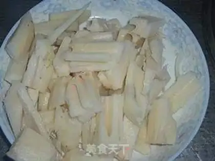 Make Cheese and beef stew step 1