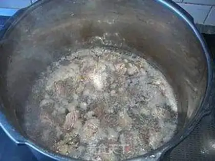 Make Cheese and beef stew step 2
