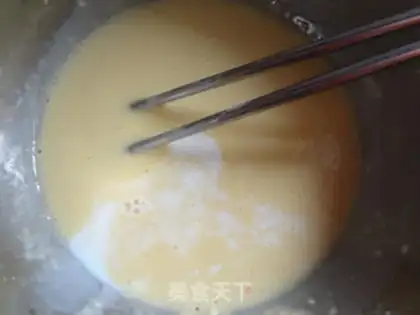 Make Banana omelet step 2