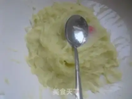 Make Heart-shaped potatoes step 2